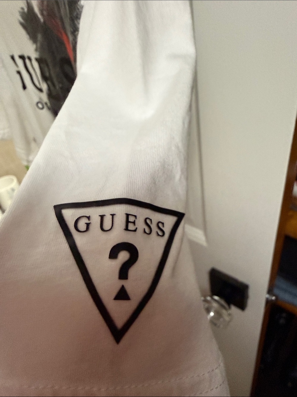 GUESS LOS ANGELES URBAN PRINT TEE SHIRT
MEN’S  3XL - Picture 2 of 5